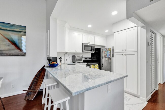 Foto del edificio - 1008 Green Pine Blvd