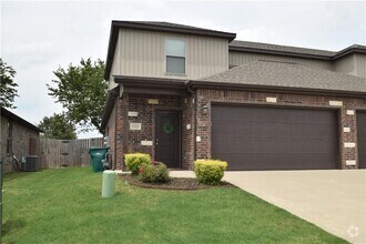 Building Photo - 1520 Sandpiper St