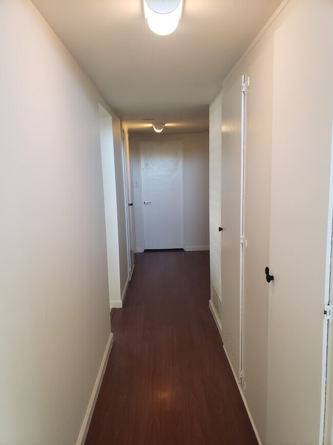 Building Photo - 6756 Lurline Ave