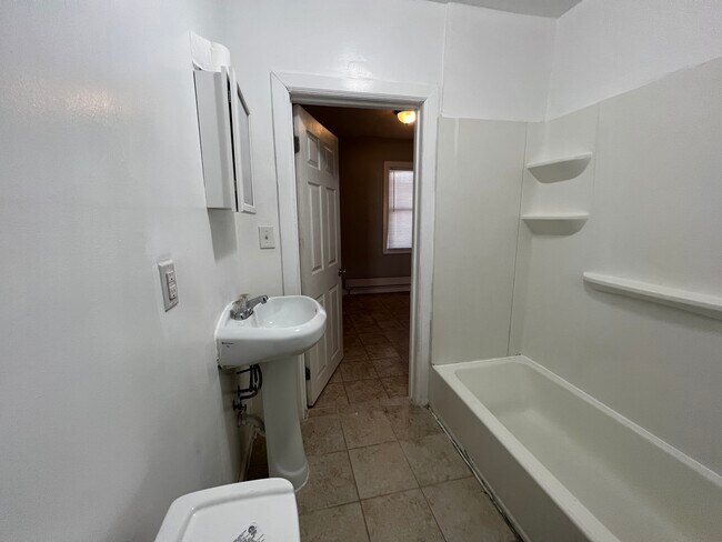 Foto del edificio - 609 E Paterson St