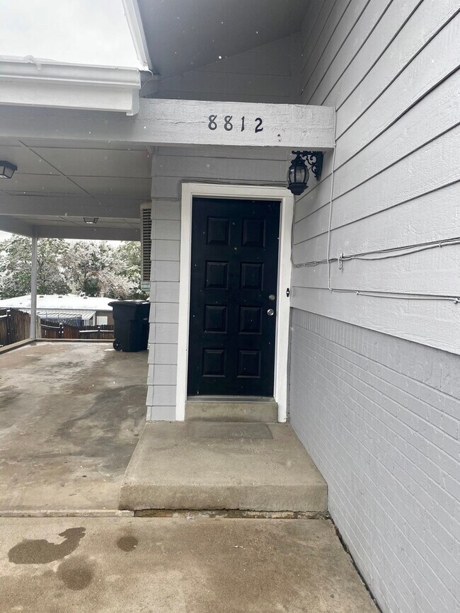 Building Photo - 2 bedroom 1 ½ bathroom duplex in Thornton