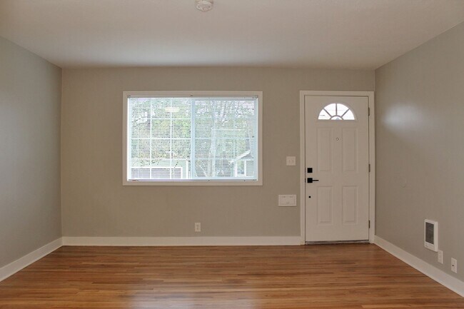 Foto del edificio - 5535-5535 SE 17th Ave