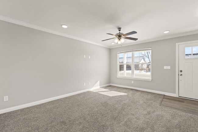 Foto del edificio - 118 Clark Rd