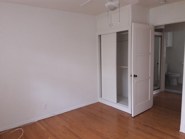 Bedroom - 4203 Latona Ave