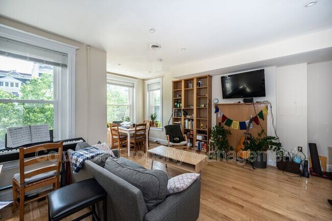 Foto del edificio - 2470 Ontario Rd NW