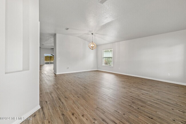 Building Photo - 13174 Tom Morris Dr