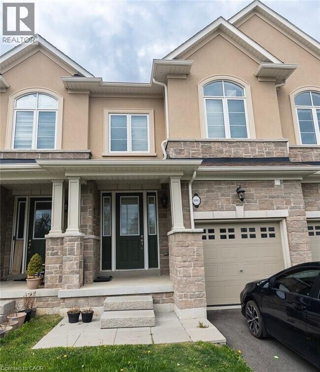 Building Photo - 1085 Garner Rd E