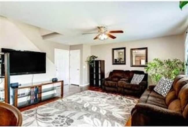 Photo - Lovely Gleneagle Charmer! House