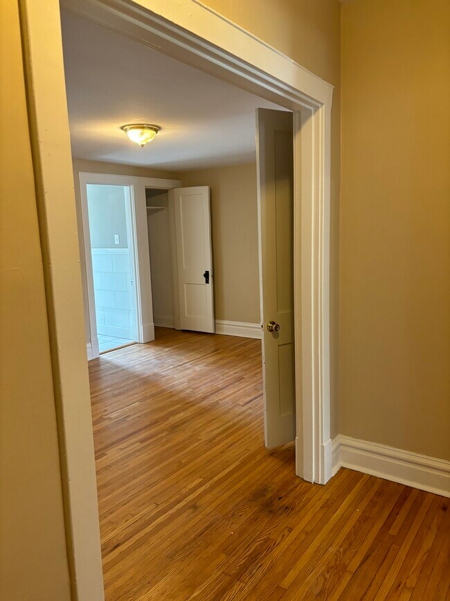 Foto del edificio - 5820 South Grand