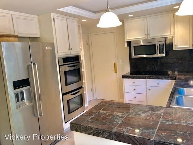 Foto del edificio - 5 br, 3 bath House - 15 Corte Mateo