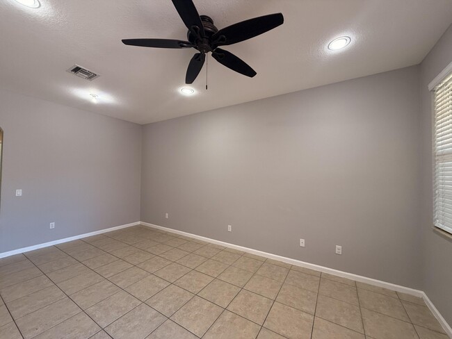 Building Photo - 7189 Briella Dr