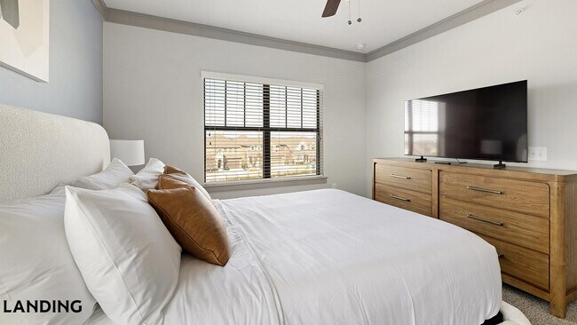 Foto del edificio - 4689 Mustang Pkwy