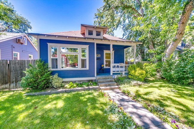 Building Photo - 1527 S Longmont Ave
