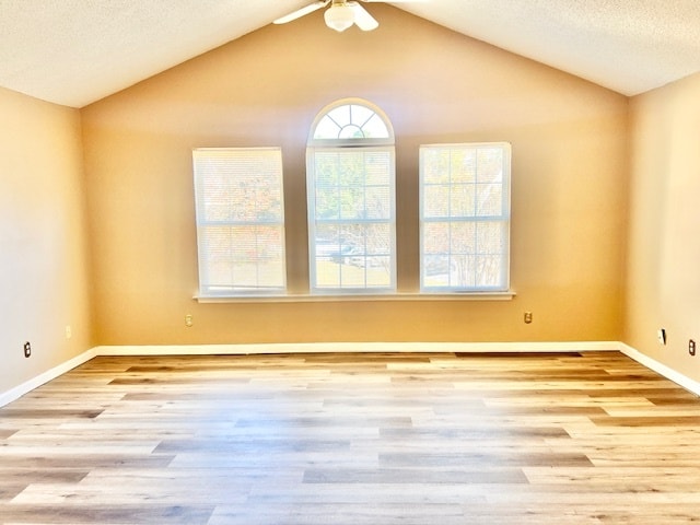 Foto del edificio - 2117 Sanderling Dr