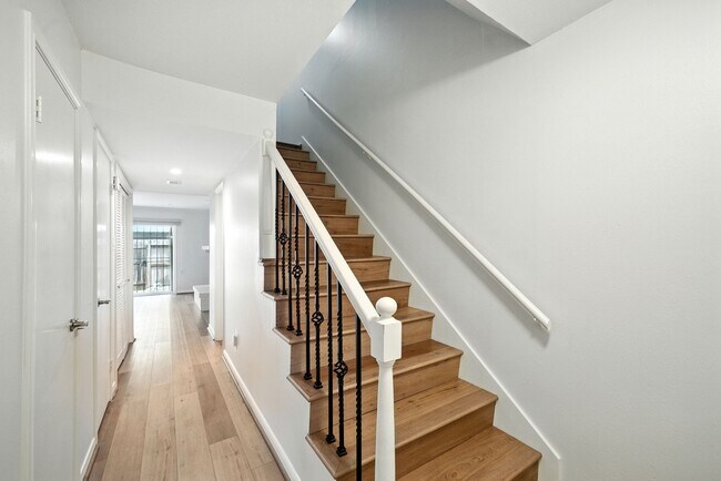 Foto del edificio - 10333 Longmont Dr