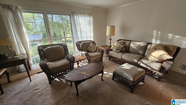 Foto del edificio - 3000 Dolly Ridge Dr