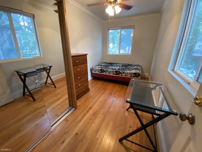 Building Photo - 6 br, 2 bath House - 549 Packard St # 2 54...