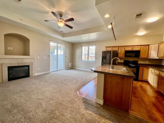 Foto del edificio - Townhome at Enclave for Rent in Rifle