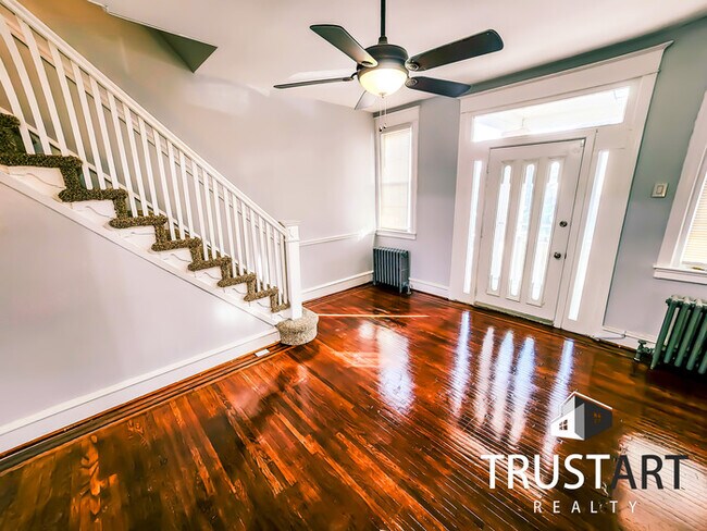 Foto del edificio - 3 bedroom house in Northeast Philadelphia