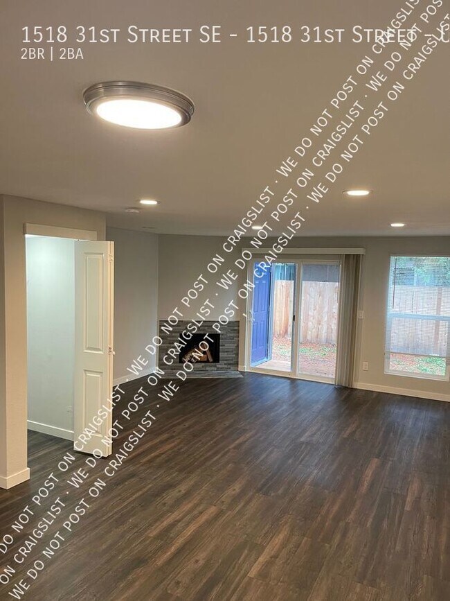 Foto del edificio - Auburn Renovated 2bed 1.5bath Townhouse