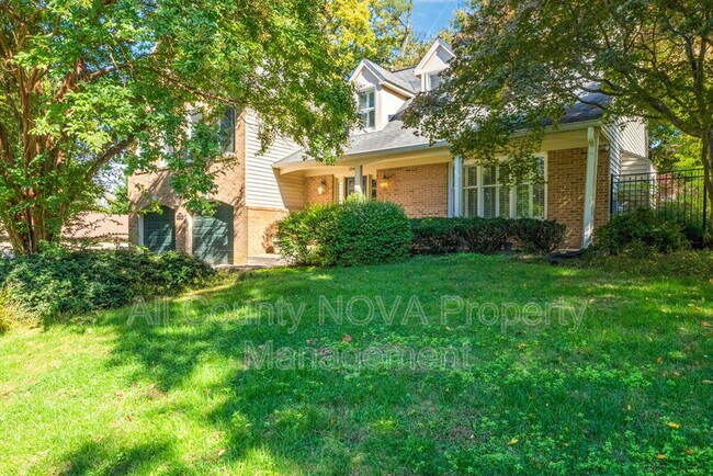 Building Photo - 13409 Montvale Dr