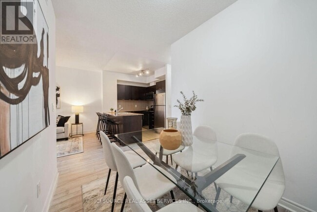 Building Photo - 385 Prince of Wales Dr