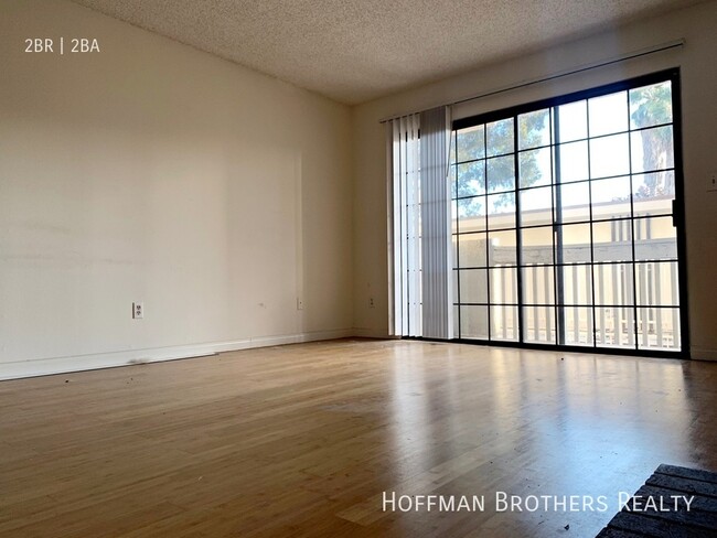 Building Photo - 9801 Tabor St