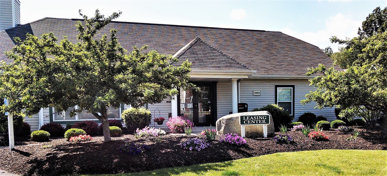 Leasing Office - 1297 High St