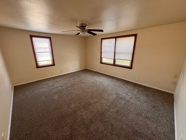 Foto del edificio - 1321 Manitoba Ave