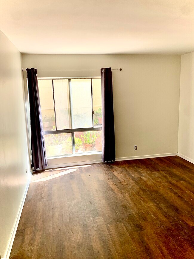 Bedroom - 5625 Green Valley Cir
