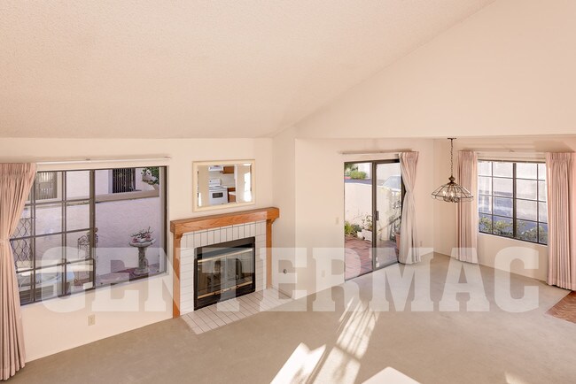 Building Photo - 7634 Palmilla Dr