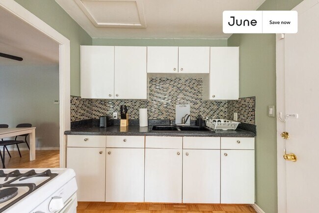 Foto del edificio - 1805 Haskell St