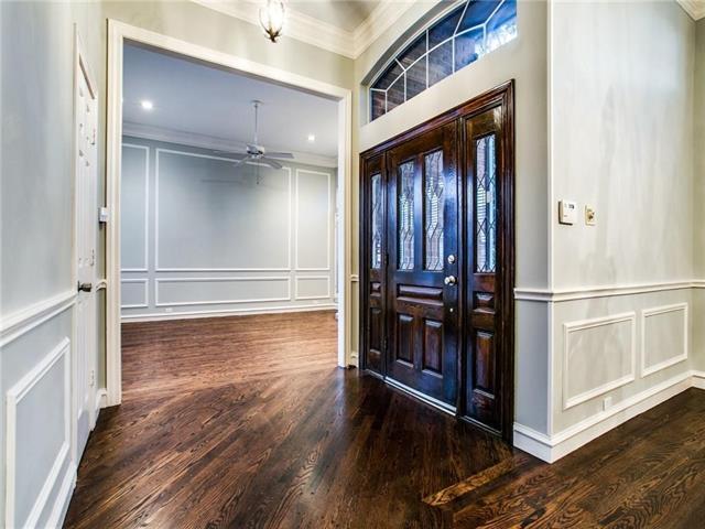 Building Photo - 4525 Charlemagne Dr