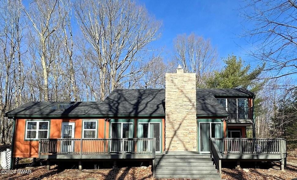 Foto principal - 402 Canoe Brook Dr