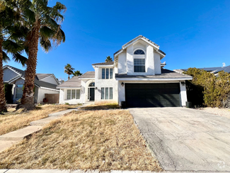 Building Photo - 323 Salinas Dr