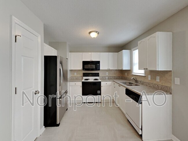 Foto del edificio - 110 Mustang Ln