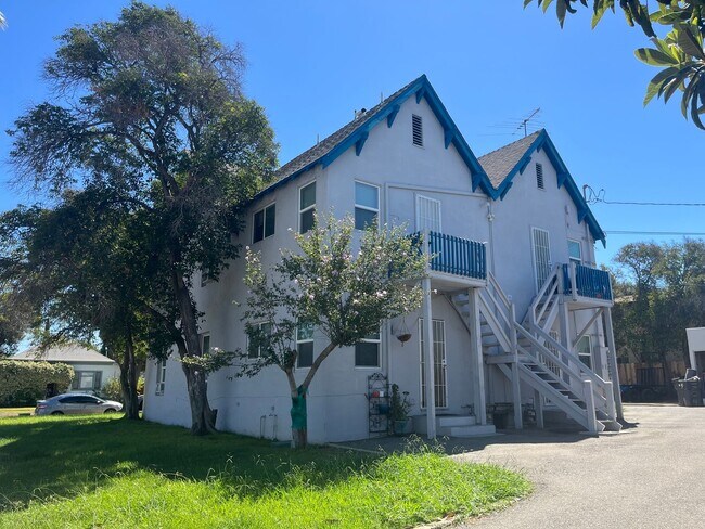 Foto del edificio - Conveniently located 1-bedroom, 1-bath apa...