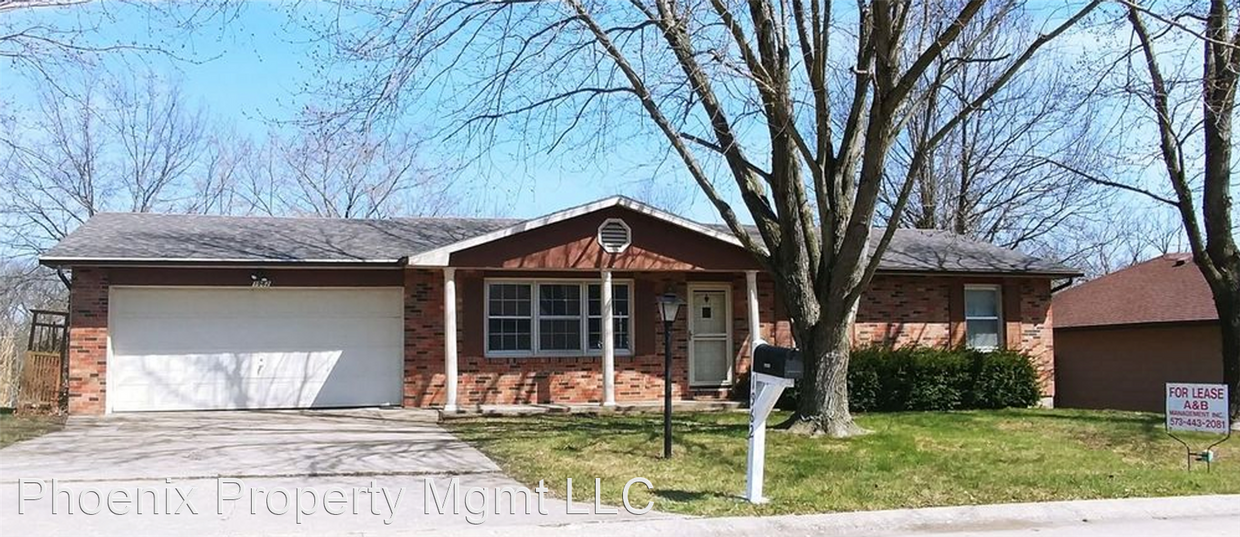 Primary Photo - 4 br, 3 bath House - 1962 S El Centro Ct