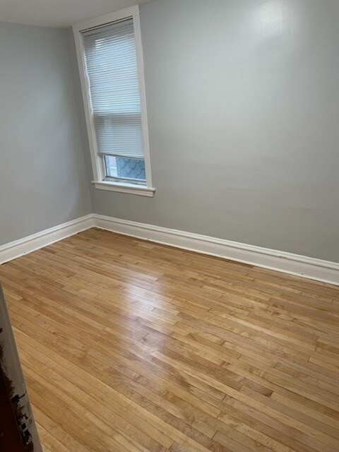Building Photo - 4147 N Monticello Ave