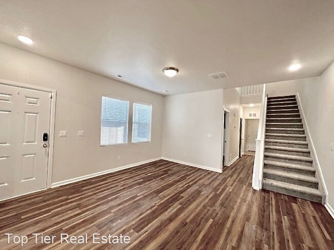 Building Photo - 3 br, 2.5 bath House - 16348 Rustlers Rang...