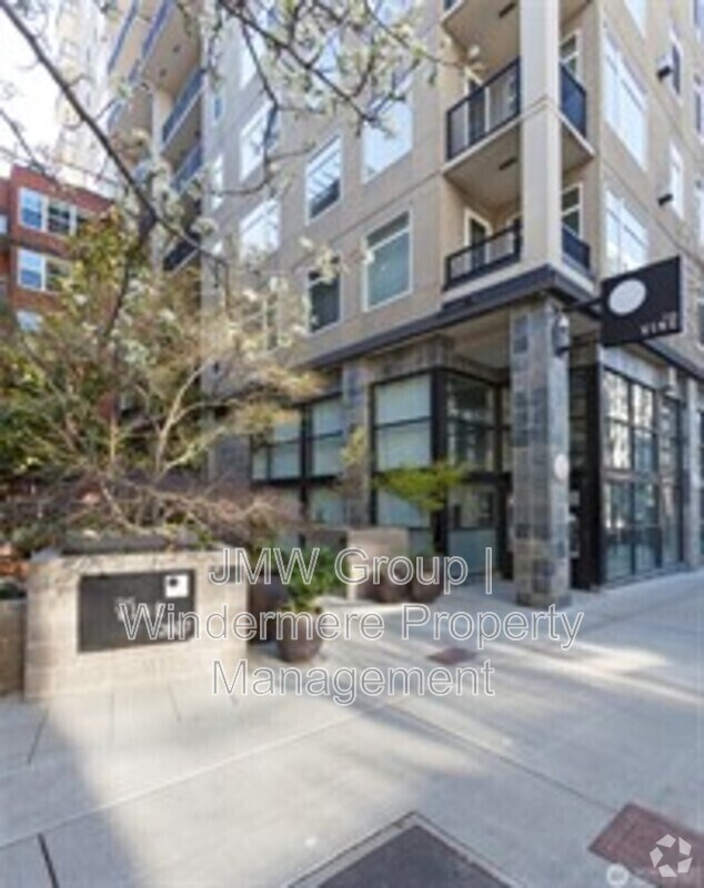 Building Photo - 2607 Western Ave