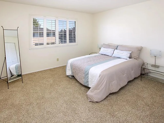 Building Photo - 1450 42nd Ave