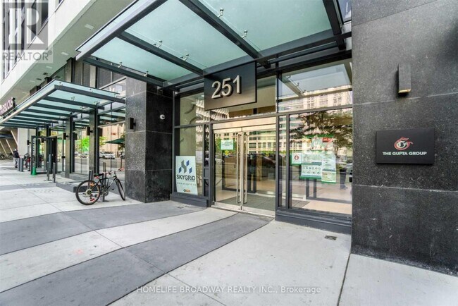 Photo du bâtiment - 251 Jarvis St