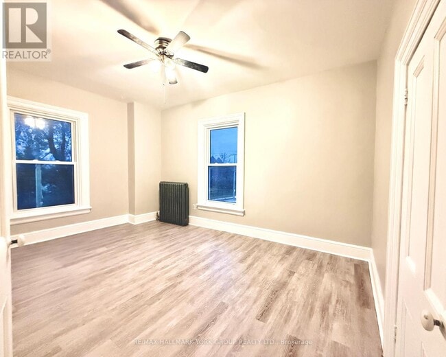 Building Photo - 212 Bradford St