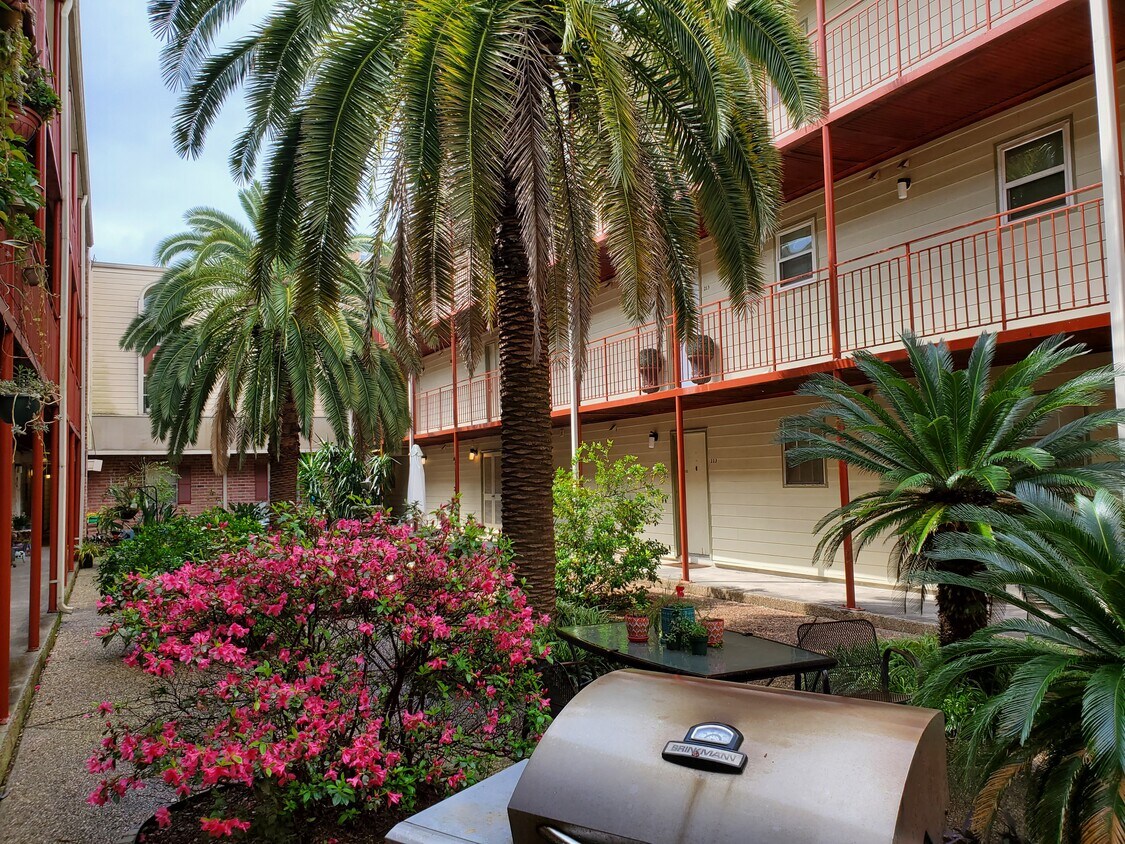 Foto principal - 2500 Houma Blvd