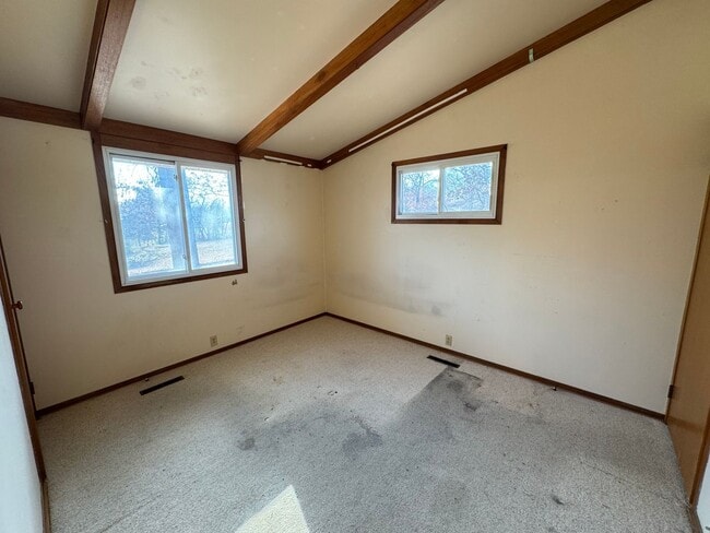 Building Photo - 405 Hamilton St