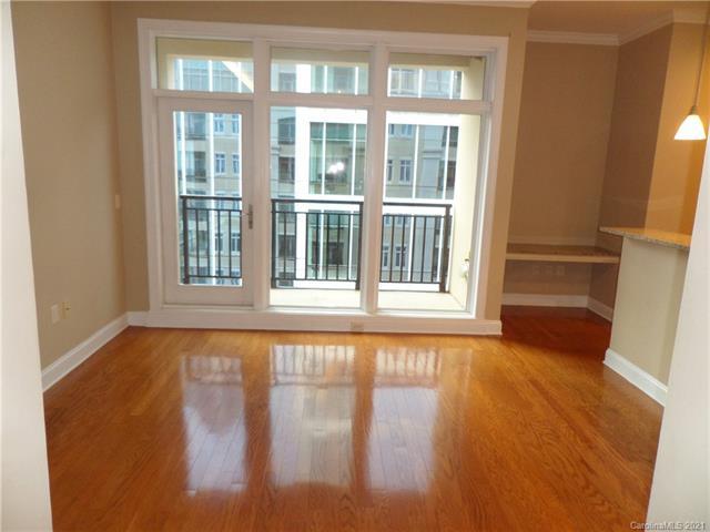 Foto del edificio - 230 S Tryon St