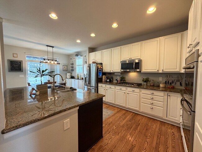 Foto del edificio - High Quality and Impeccable