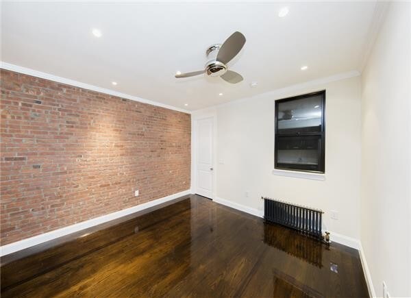 Building Photo - 170 W 83rd St