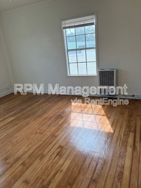 Foto del edificio - 1523 N McCadden Pl